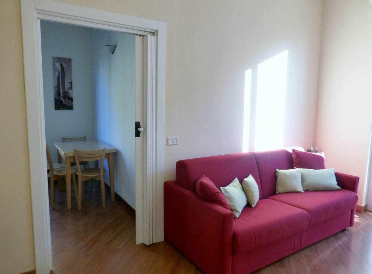 Sva18 Fully Equipped Large Flat S Ambrogio Apartment Milan Bagian luar foto