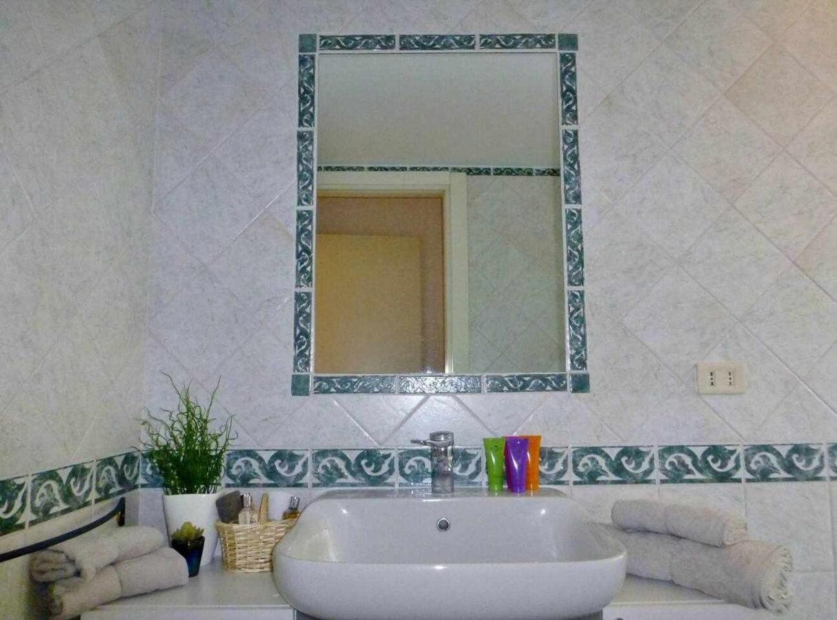 Sva18 Fully Equipped Large Flat S Ambrogio Apartment Milan Bagian luar foto